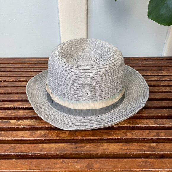 NWT Saks Fifth Avenue Grey Straw Fedora with Ombre Hat Band - Picture 4 of 8